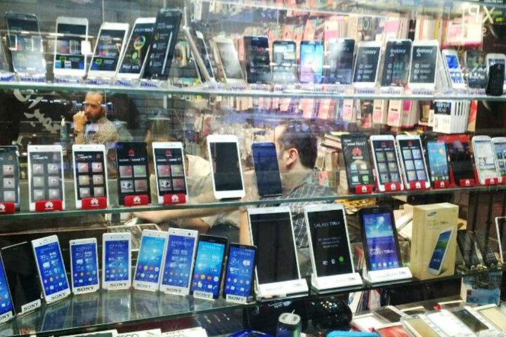 واردات تلفن همراه هیچ نشان‌تجاری محدودیت ندارد