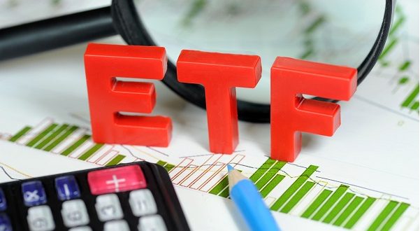 بانک تجارت به کارکنان شرکت‌ها و سازمان‌ها تسهیلات خرید سهام ETF می‌دهد