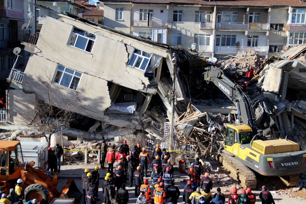 شمار جان باختگان زلزله سوریه و ترکیه به ۱۱۸۵۹ نفر رسید